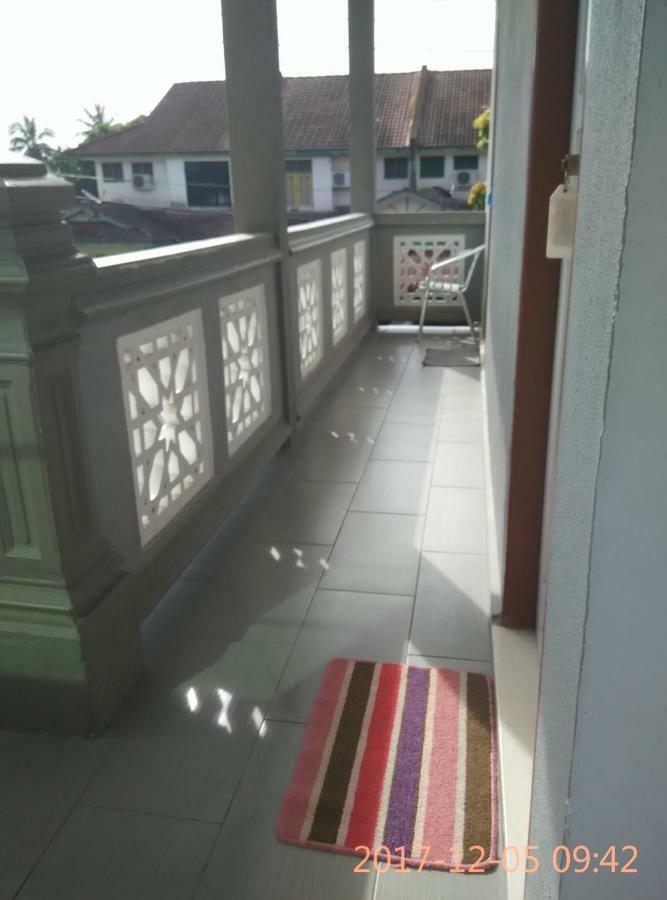 Penginapan Mycj - Roomstay Kuala Terengganu Exteriör bild